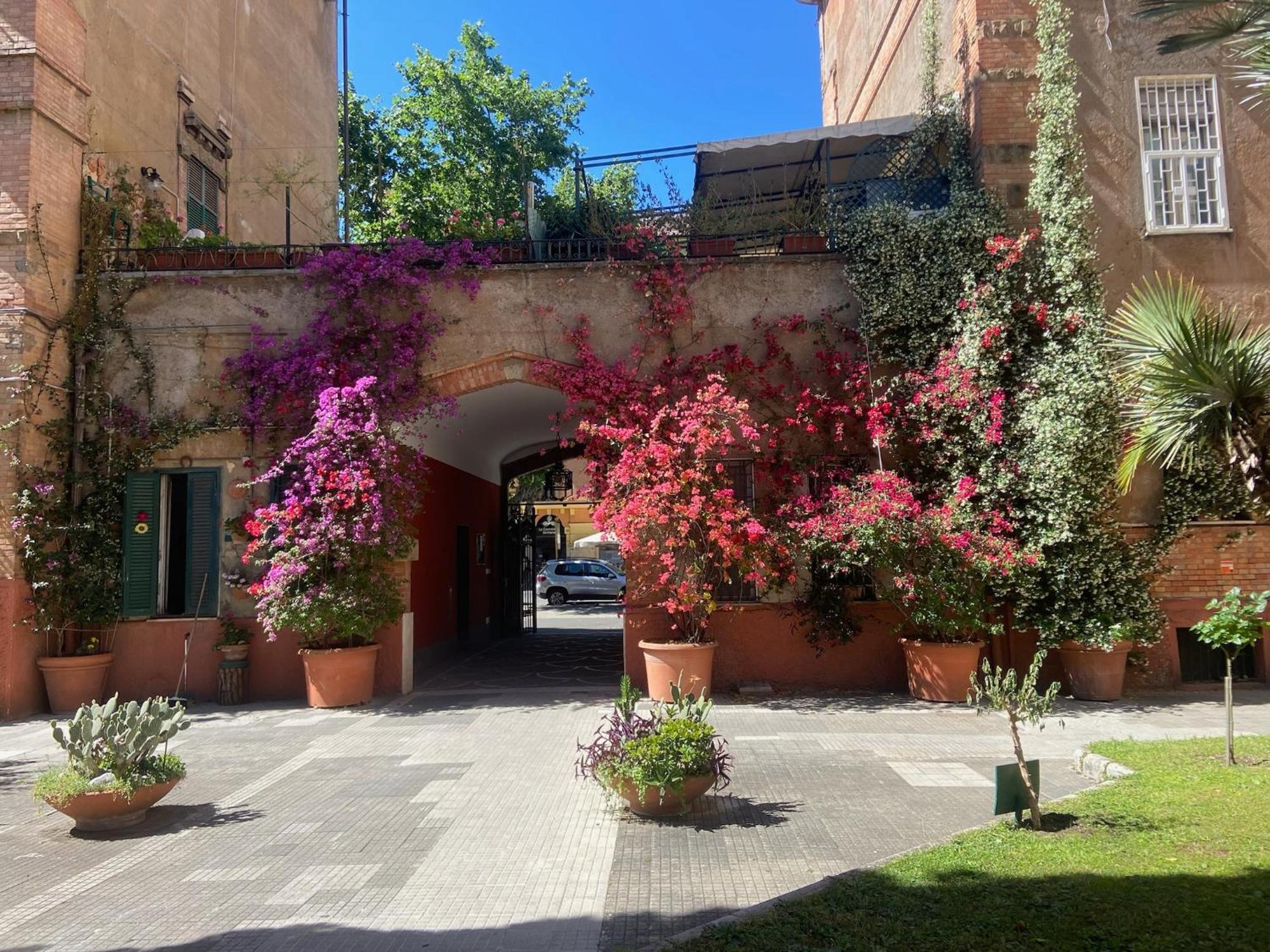 Dimora Del Papa Rome Apartments, Rome